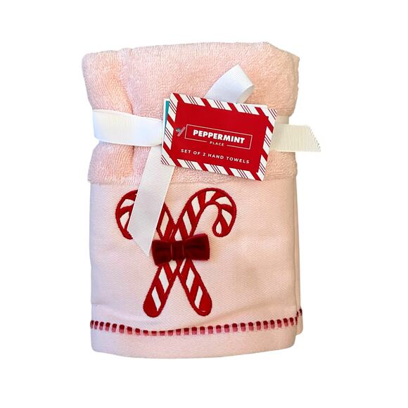 Set of 2 Pink Christmas Hand Towels Peppermint Candy Cane Bow 100% Cotton NEW - Picture 1 of 10